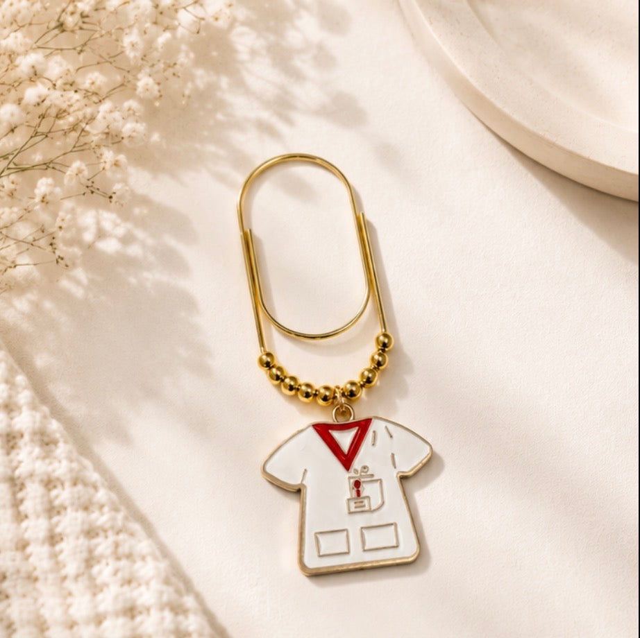 NURSE SCRUB PAPER CLIP
