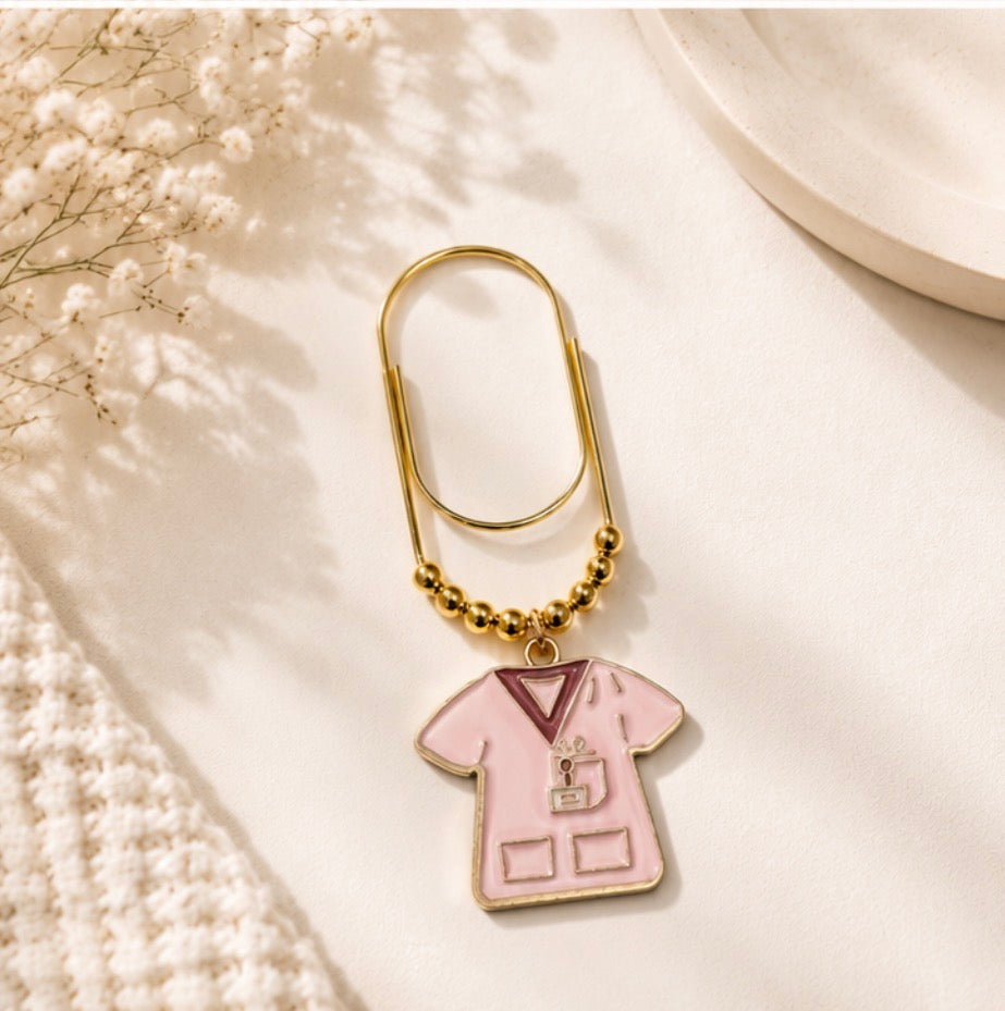 NURSE SCRUB PAPER CLIP